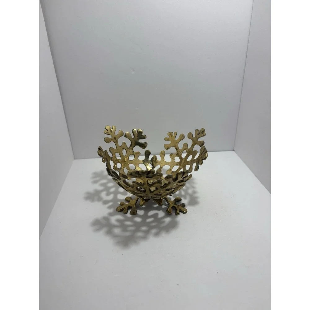 CHRISTMAS GOLD SNOW FLAKE PATTERN HOLIDAY DISH, MADE IN INDIA BOWL